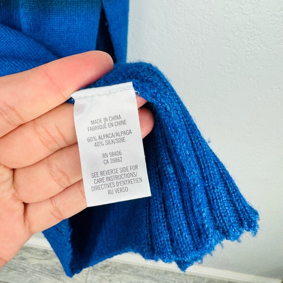 Theory Kazia Leuna Alpaca Silk Blend SoftSweater in Blue Ombre - Picture 5 of 8